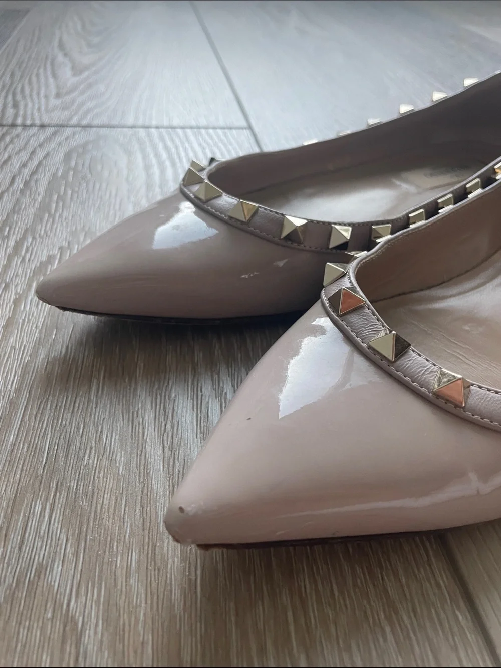 Valentino Garavani rockstud blush nude & gold ballet flats